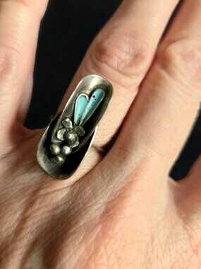 Vintage handmade silver color metal artisan ring unusual shape floral design.